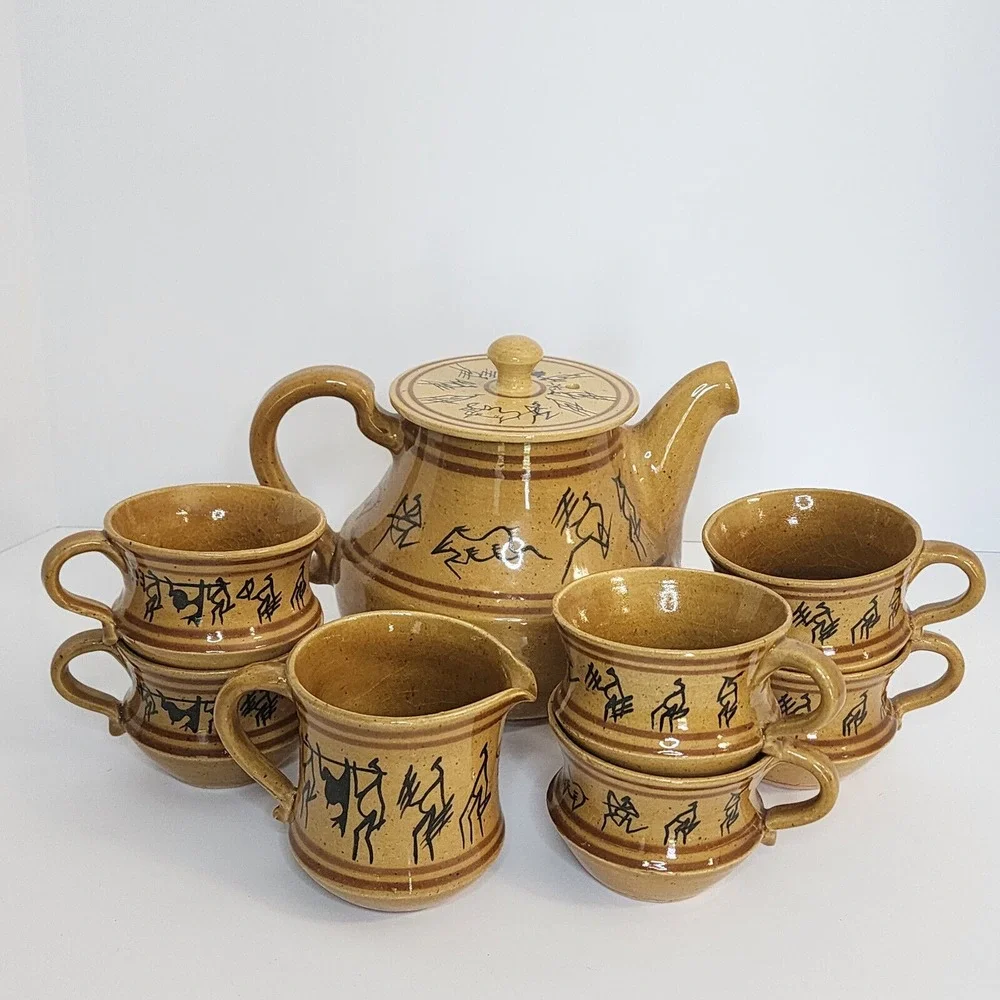 Vintage Ceramic Teapot & 5 Mugs Set Tribal Folk‎ Art People Design